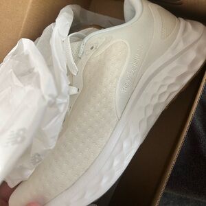 New Balance Fresh Foam Arishi v4